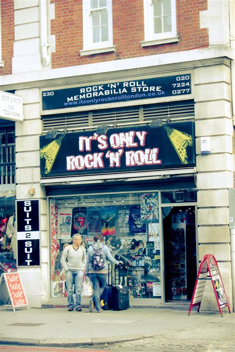 Rock 'n Roll store .